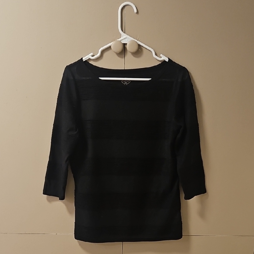 St. John's Bay Black Textured Top
